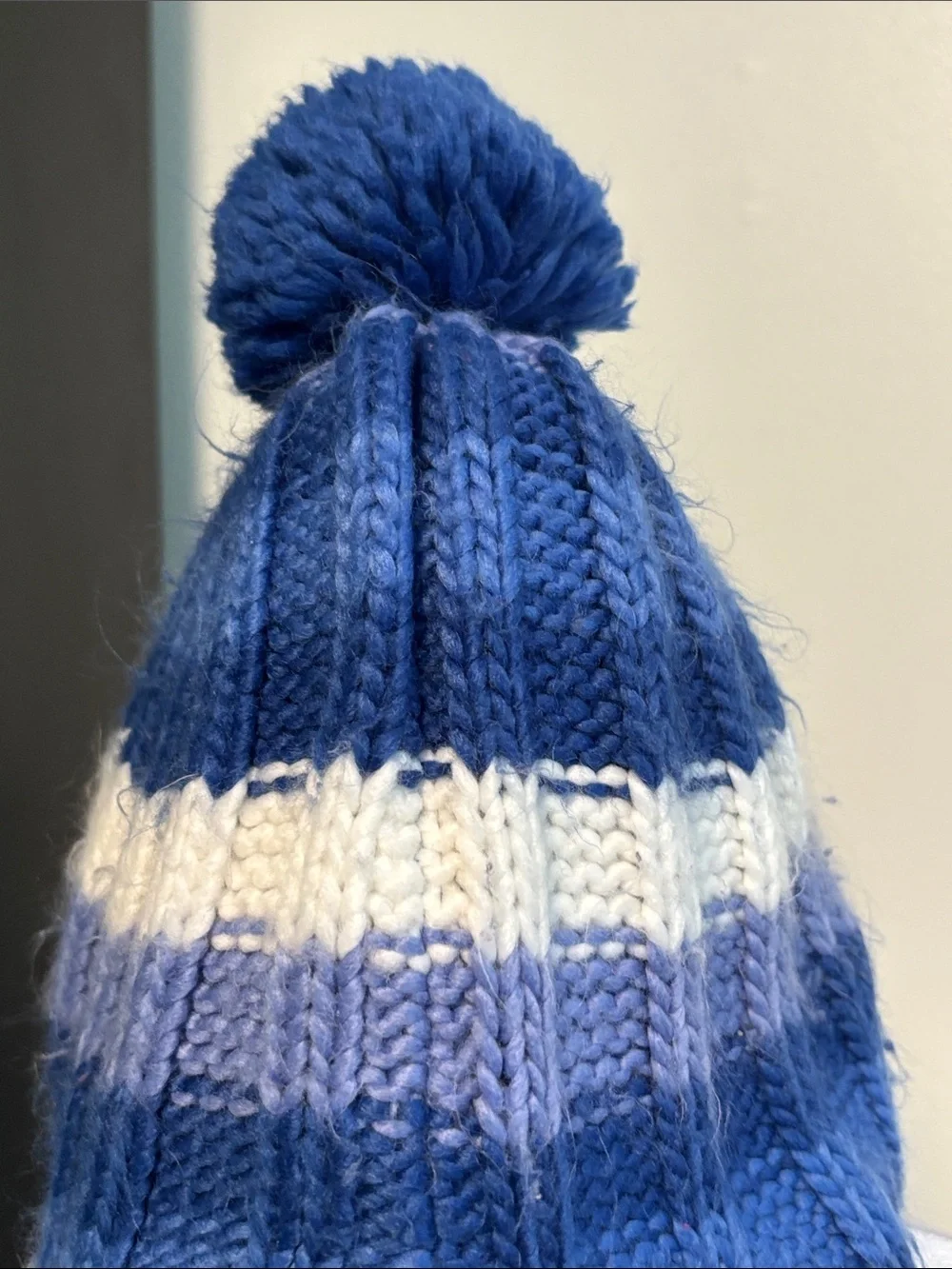 ⭐ 3 for $15 L.L. Bean Blue and White Pom-Pom Earflap Knit Hat for Kids